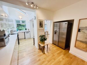 Kitchen- click for photo gallery